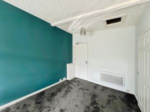 Open Plan Studio- click for photo gallery